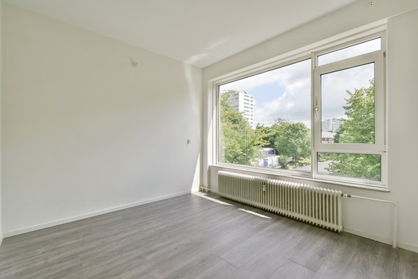 Medium property photo - Zuid-Hollandstraat 104-3, 1082 EM Amsterdam